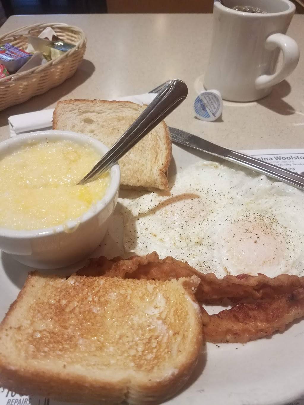 Corner Cafe | cafe | 827A W Baltimore Pike, West Grove, PA 19390, USA | 6108695557 OR +1 610-869-5557