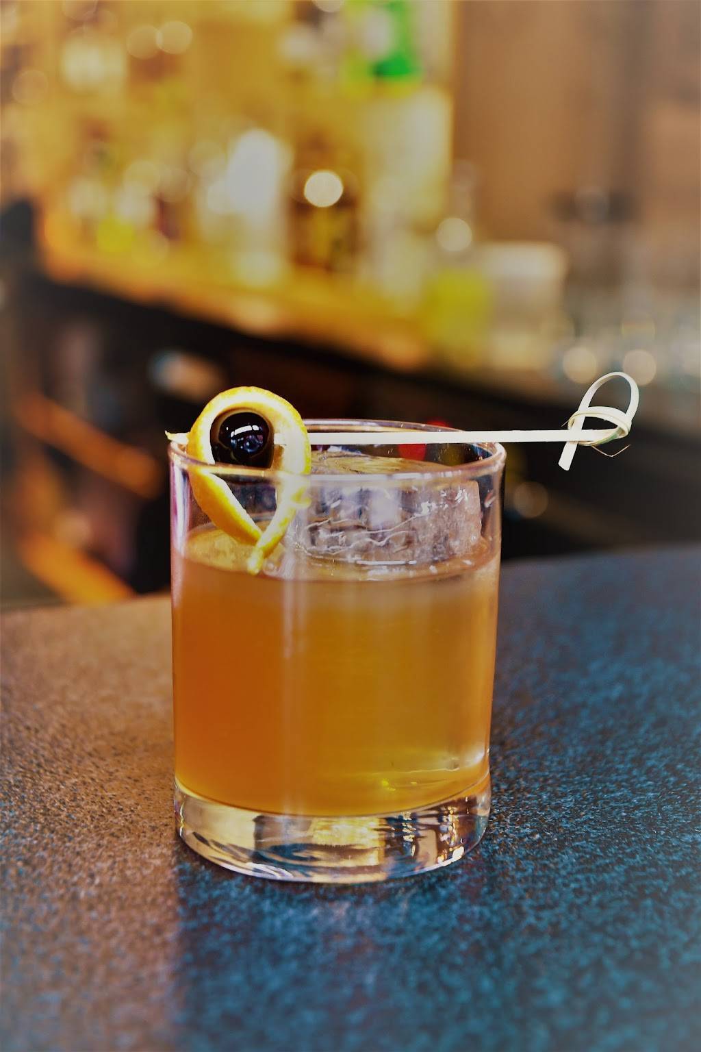 Veda - Modern Indian Bistro | restaurant | 1920 Chestnut St, Philadelphia, PA 19103, USA | 2675192001 OR +1 267-519-2001