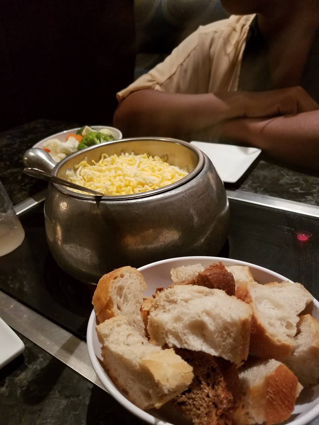 The Melting Pot | restaurant | 24741 Cedar Rd, Lyndhurst, OH 44124, USA | 2163812700 OR +1 216-381-2700