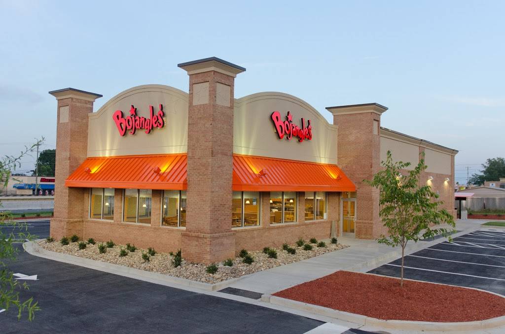 Bojangles Famous Chicken n Biscuits | restaurant | 6120 E Independence Blvd, Charlotte, NC 28212, USA | 7045351020 OR +1 704-535-1020