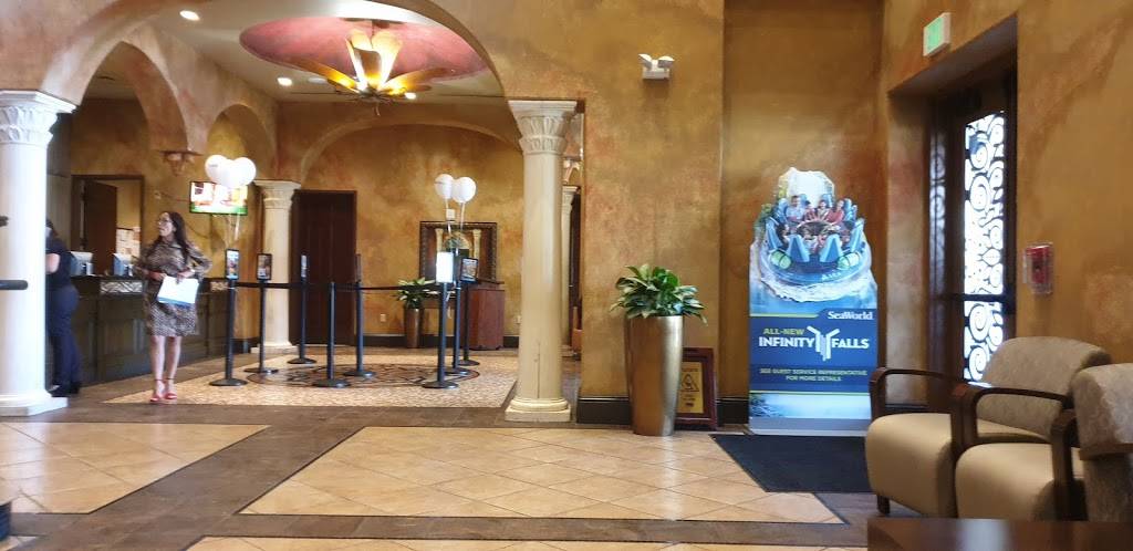 La Cantina | restaurant | 9560 Via Encinas, Lake Buena Vista, FL 32830, USA | 4078278570 OR +1 407-827-8570