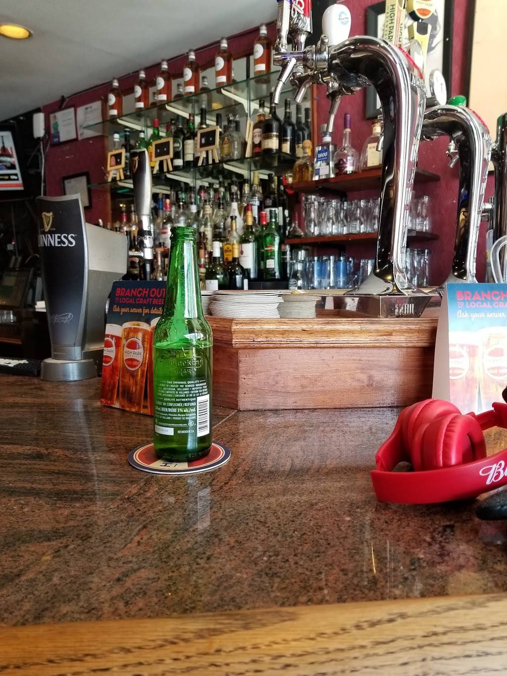 Mackenzies High Park | restaurant | 1982 Bloor St W, Toronto, ON M6P 3K9, Canada | 4167677246 OR +1 416-767-7246