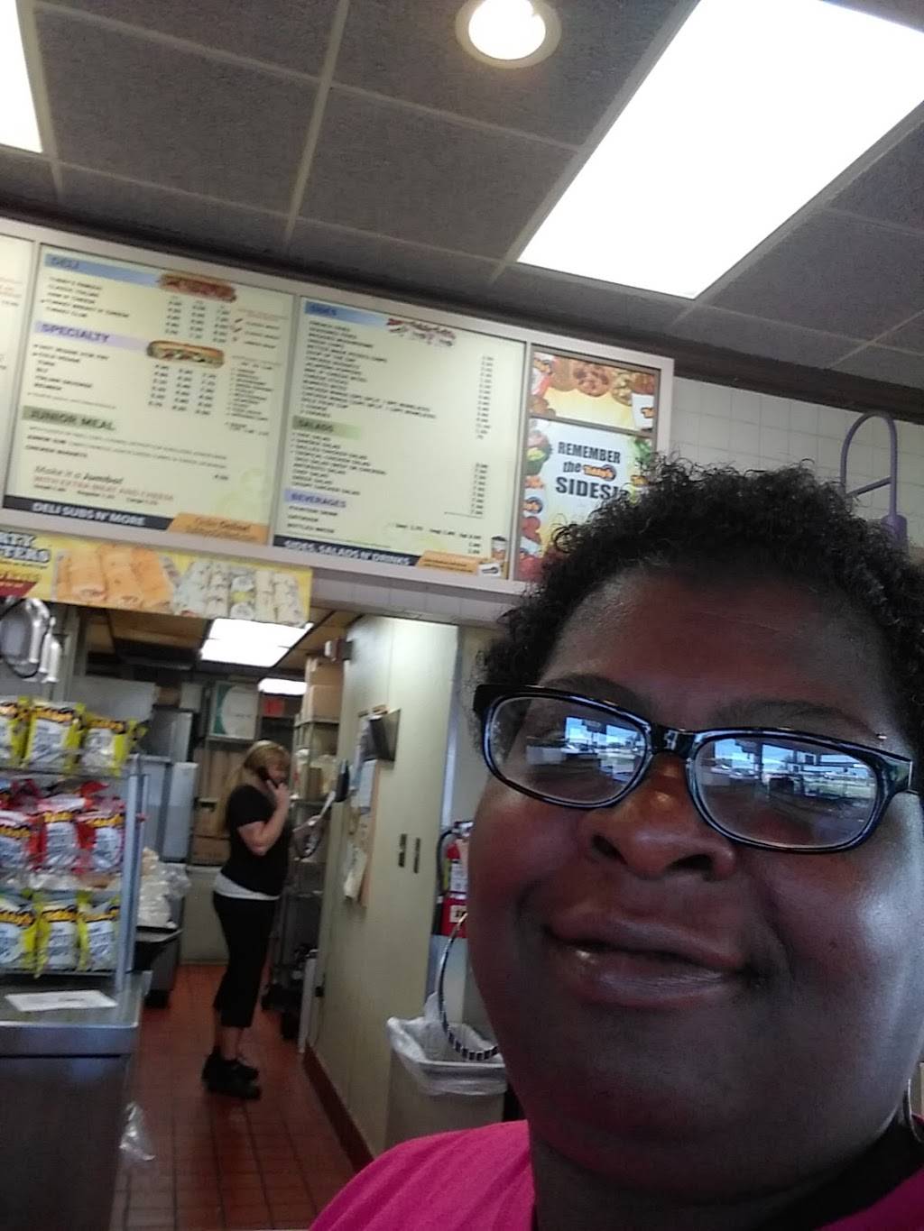 Tubbys Sub Shop | restaurant | 24877 Hoover Rd, Warren, MI 48089, USA | 5867553940 OR +1 586-755-3940