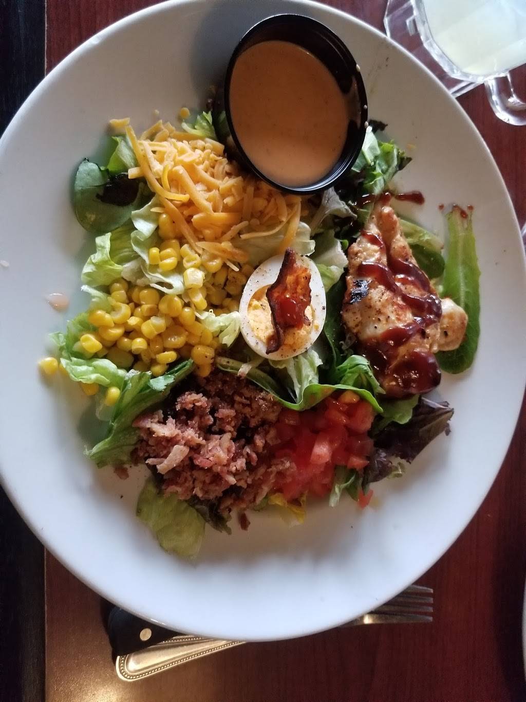 Ruby Tuesday | restaurant | 9515 Diamond Centre Dr, Mentor, OH 44060, USA | 4406399670 OR +1 440-639-9670