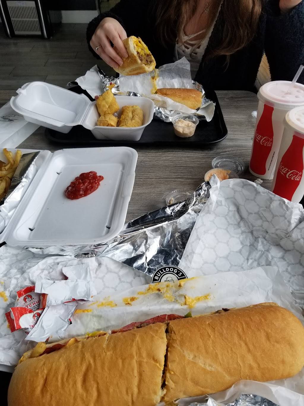 Bulldogs Cheesesteaks | restaurant | 22749 Michigan Ave, Dearborn, MI 48124, USA | 3133951000 OR +1 313-395-1000