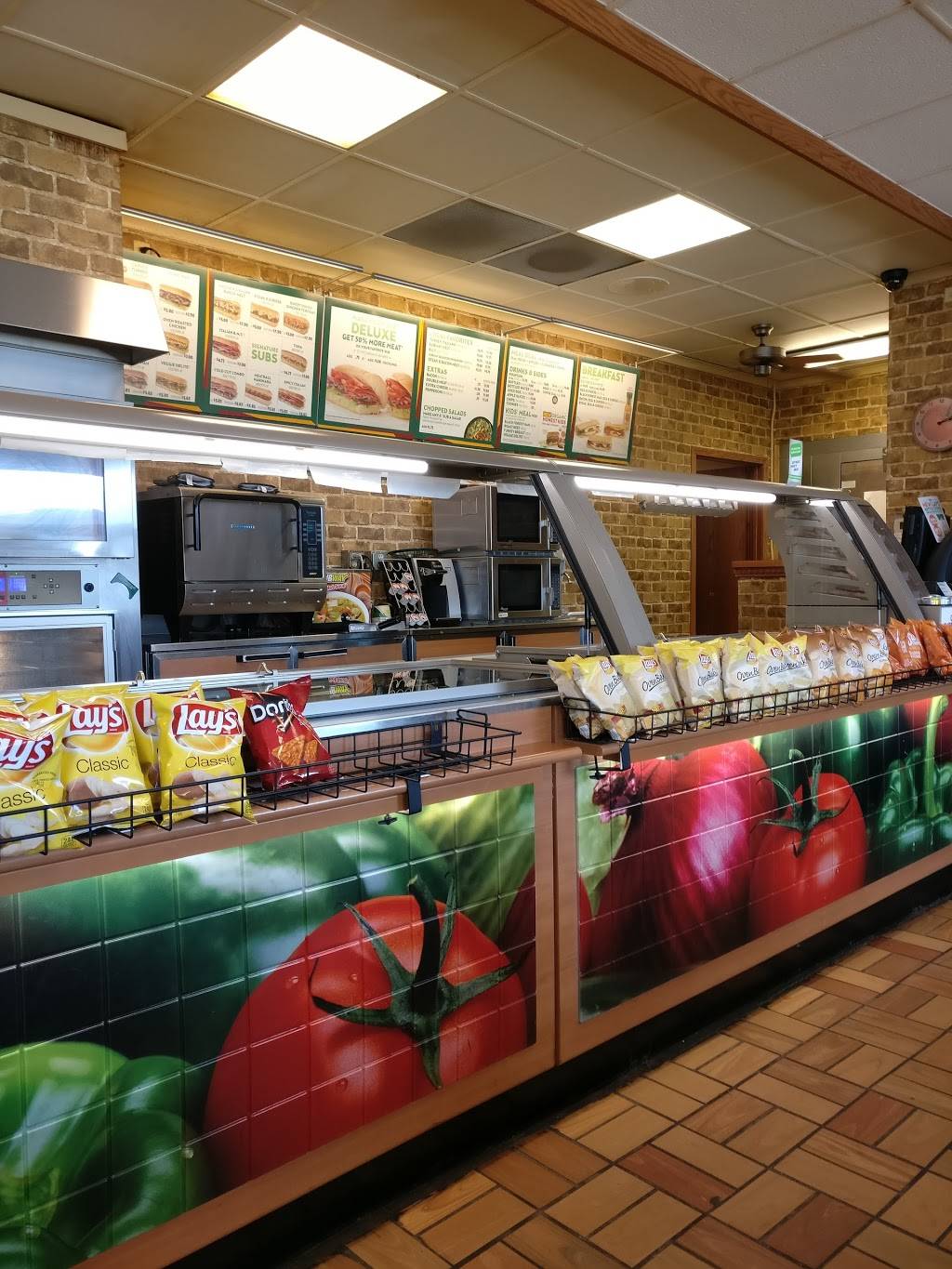 Subway | meal takeaway | 1125 N Lake Ave, Storm Lake, IA 50588, USA | 7127325215 OR +1 712-732-5215