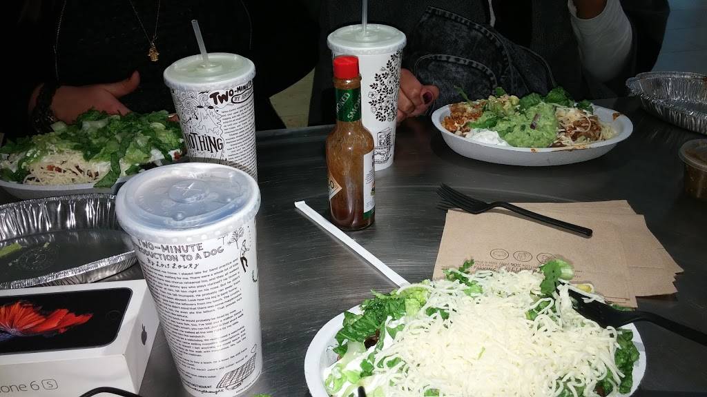 Chipotle Mexican Grill | restaurant | 4400 Sharon Rd Space G41, Charlotte, NC 28211, USA | 7047054993 OR +1 704-705-4993