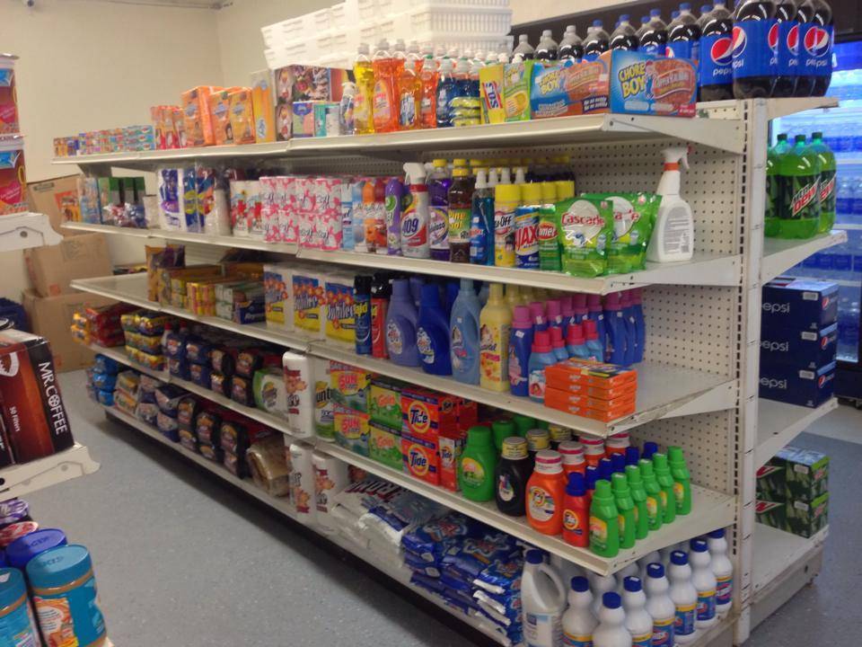 Mobil- A1STEP & SAVE FOOD & GAS BEERS.. | meal takeaway | 403 Mercey Springs Rd, Los Banos, CA 93635, USA | 2097100232 OR +1 209-710-0232