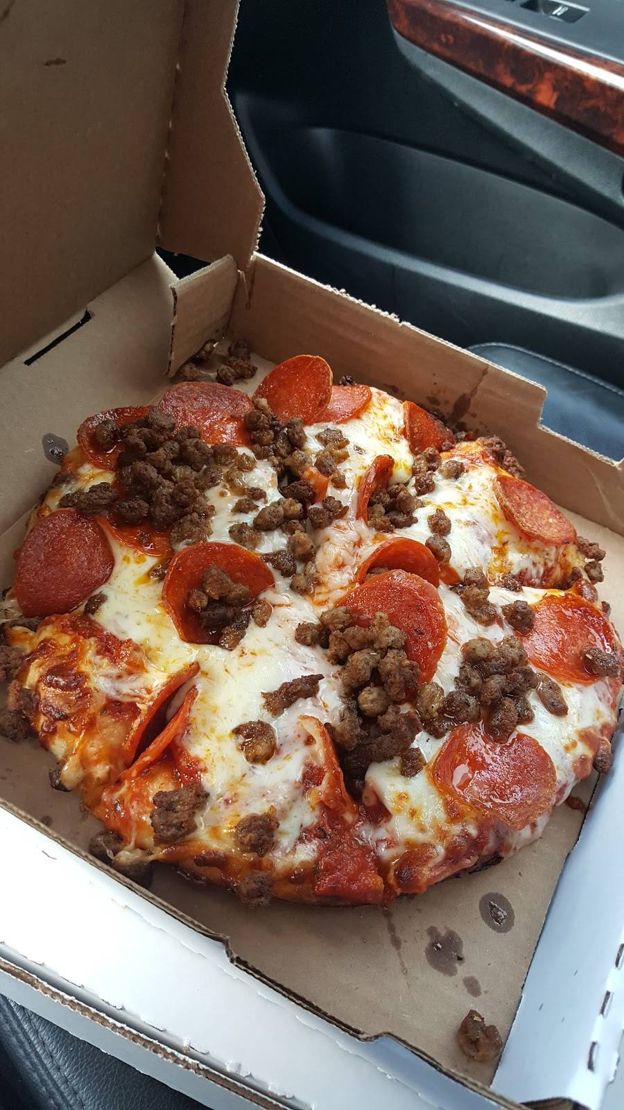 Rasiccis Pizza | restaurant | 513 E Cuyahoga Falls Ave, Akron, OH 44310, USA | 3309231999 OR +1 330-923-1999