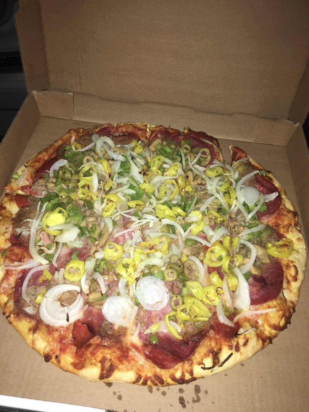 Lorobis Pizza | restaurant | 2498 Cleveland Ave, St Albans, WV 25177, USA | 3047274205 OR +1 304-727-4205