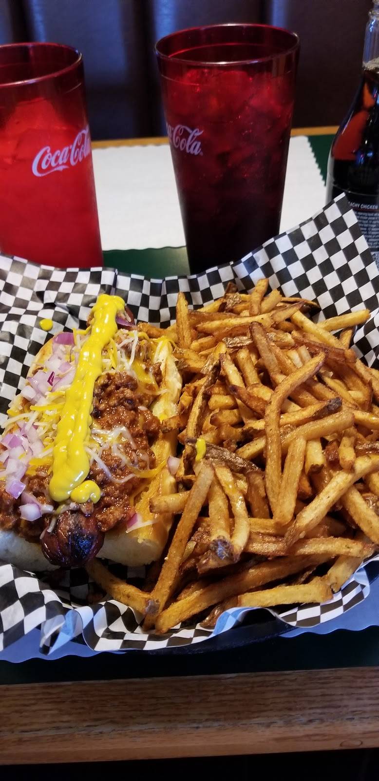 Harmons Pub | restaurant | 2329 Tuscarawas St W, Canton, OH 44708, USA | 3304532144 OR +1 330-453-2144