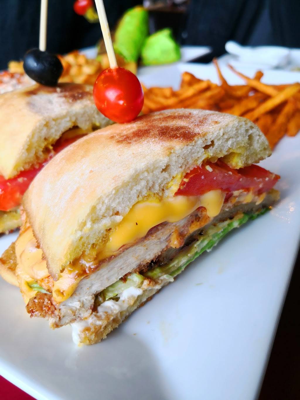 Kopper Kettle | restaurant | 1155 Maple Ave, Milton, ON L9T 0A5, Canada | 9052033800 OR +1 905-203-3800