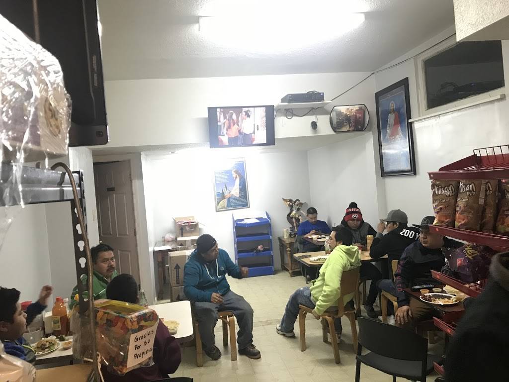 El Oaxaqueno tienda y taqueria | restaurant | 439 East Ave, Hamilton, OH 45011, USA | 5138923425 OR +1 513-892-3425