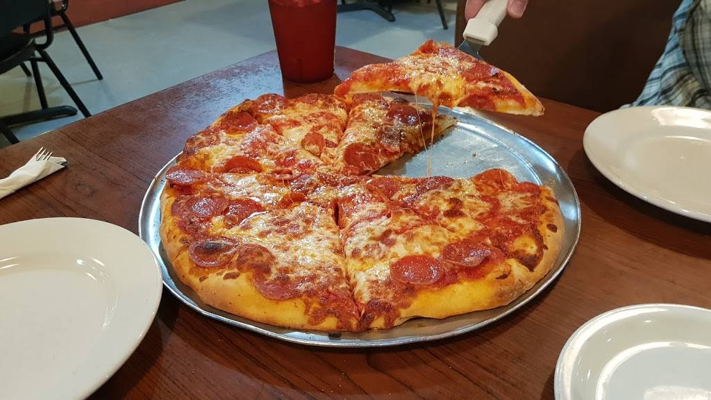 Joes Italian Grill Restaurant | restaurant | 1615 W Church St #1200, Livingston, TX 77351, USA | 9363272622 OR +1 936-327-2622