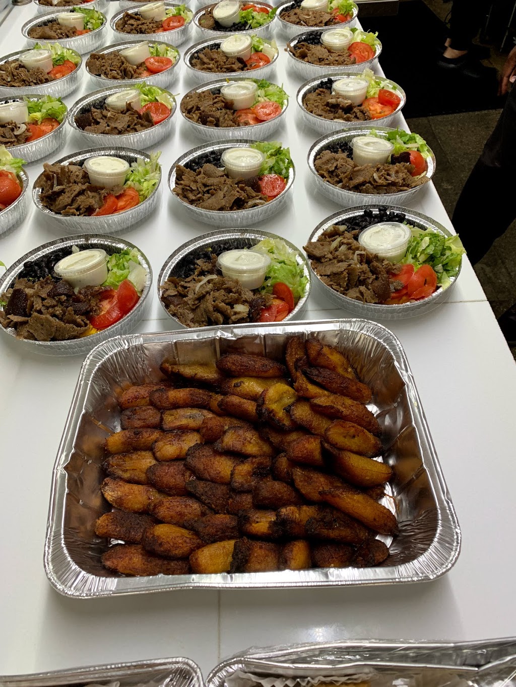 T And T Gyros | restaurant | 7750 Nova Dr #A-2, Davie, FL 33324, USA | 9547907175 OR +1 954-790-7175