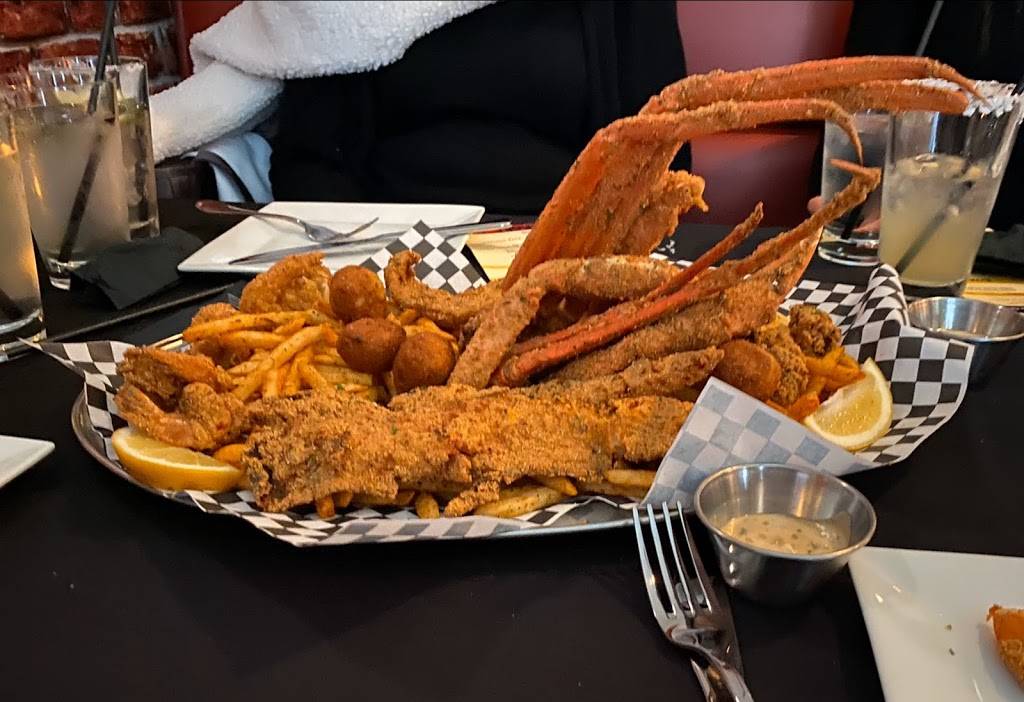 Fat Tuesday "A Taste Of New Orleans" Sherman Oaks | restaurant | 14543 Ventura Blvd, Sherman Oaks, CA 91403, USA | 8182089838 OR +1 818-208-9838