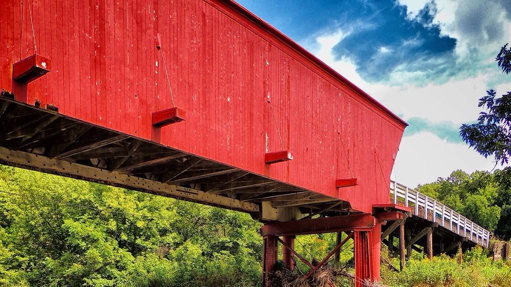 Montross Pharmacy/Gift Shop/Fountain | cafe | 120 N 1st Ave, Winterset, IA 50273, USA | 5154622282 OR +1 515-462-2282