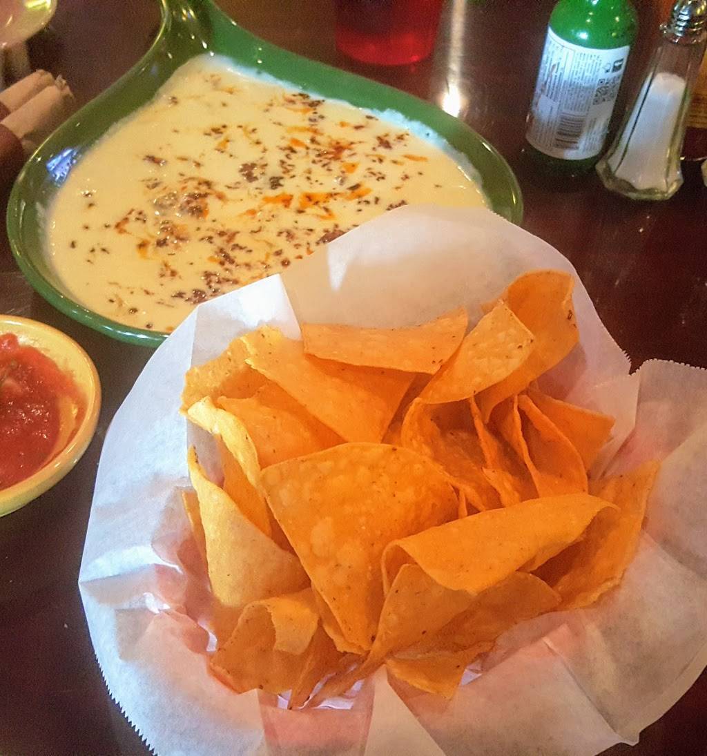 Pancho Villa Mexican Restaurant | restaurant | 2539 Nicollet Ave, Minneapolis, MN 55404, USA | 6128717014 OR +1 612-871-7014