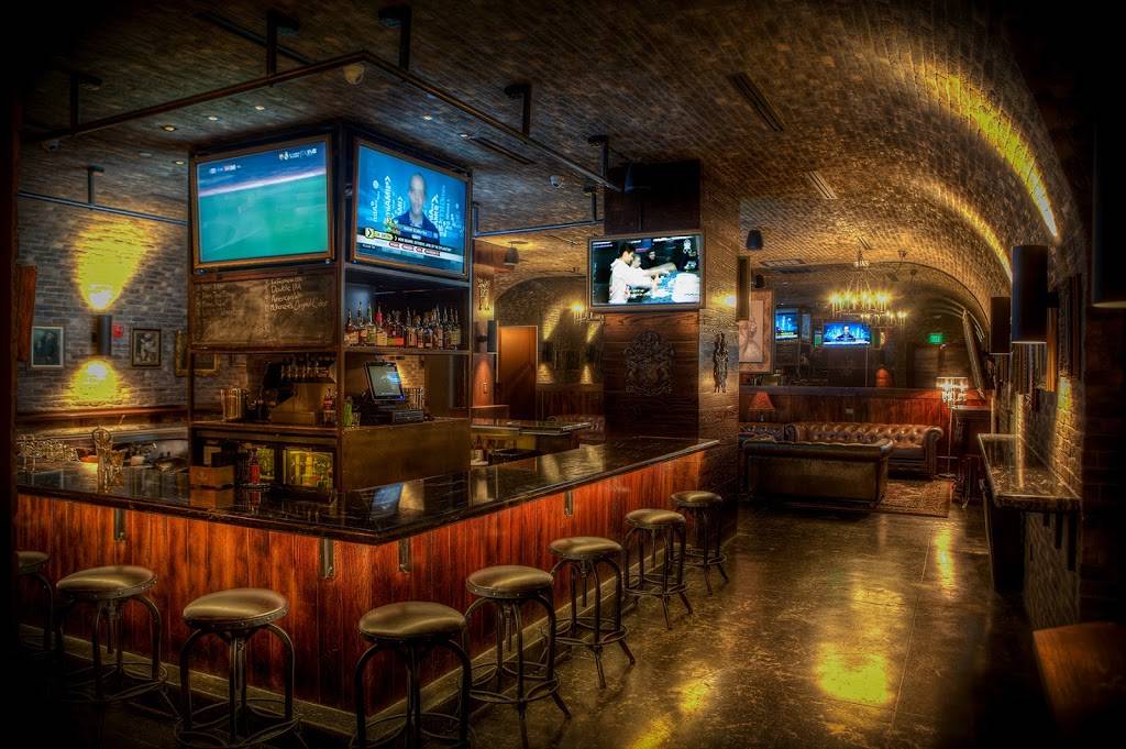 Ill Minster Pub | night club | 2600 Cedar Springs Rd #1, Dallas, TX 75201, USA | 9726667114 OR +1 972-666-7114