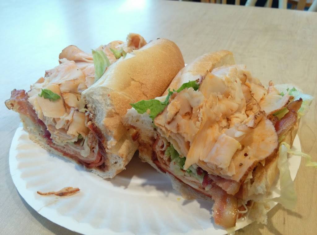 The Goosemen | restaurant | 102 W 4th St, Bethlehem, PA 18015, USA | 6108680176 OR +1 610-868-0176