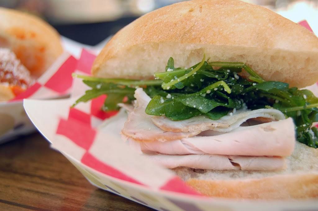 Taverna | restaurant | 121 E Main St, Newark, DE 19711, USA | 3024444334 OR +1 302-444-4334