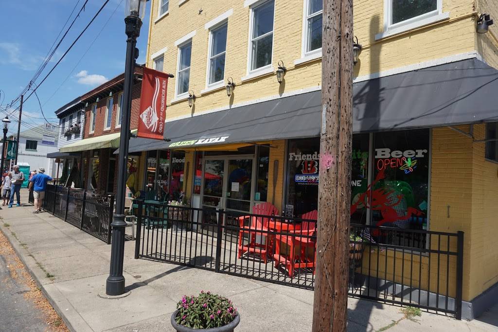 Green Kayak Grille & Pub | restaurant | 200 Front St, New Richmond, OH 45157, USA | 5138436040 OR +1 513-843-6040