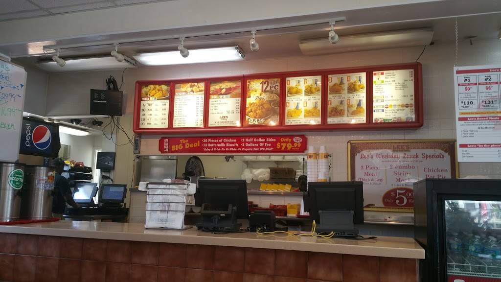 Lees Famous Recipe Chicken | restaurant | 1905 S French Ave, Sanford, FL 32771, USA | 4073233650 OR +1 407-323-3650