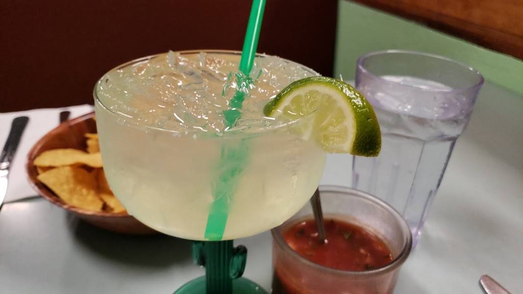 El Rinconcito Mexican Restaurant | restaurant | 2416 Yew St, Bellingham, WA 98229, USA | 3606479055 OR +1 360-647-9055