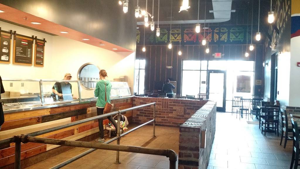 Freebirds World Burrito | restaurant | 8300 N FM 620 #100, Austin, TX 78726, USA | 5129969734 OR +1 512-996-9734