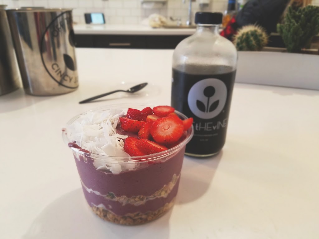 Off The Vine | restaurant | 109 E 12th St, Cincinnati, OH 45202, USA | 5133056020 OR +1 513-305-6020