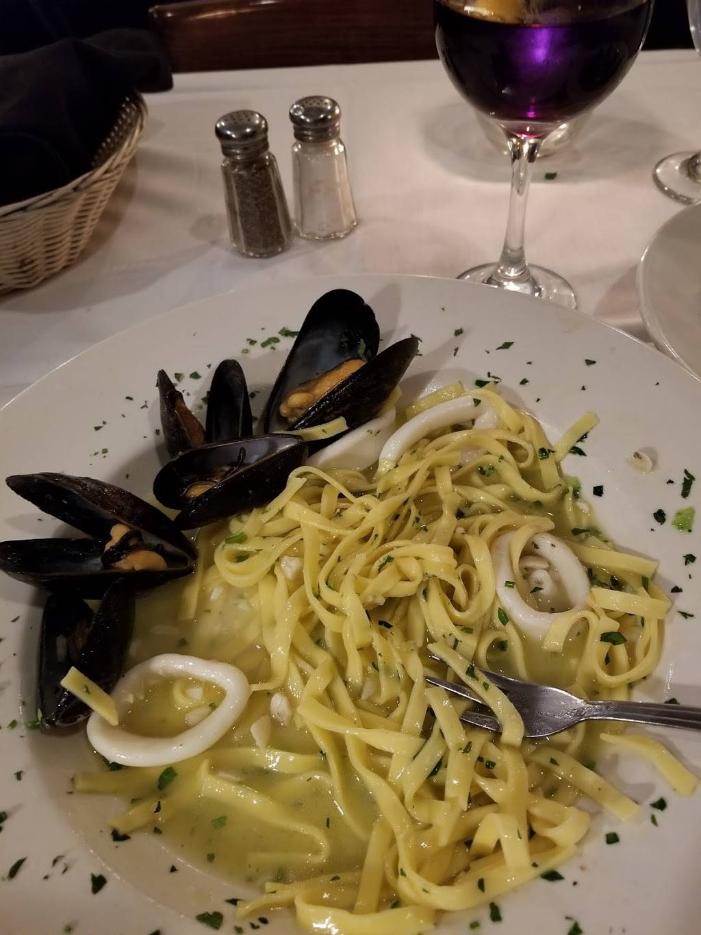 Amore Ristorante | restaurant | 1 CT-37, Sherman, CT 06784, USA | 8602101266 OR +1 860-210-1266