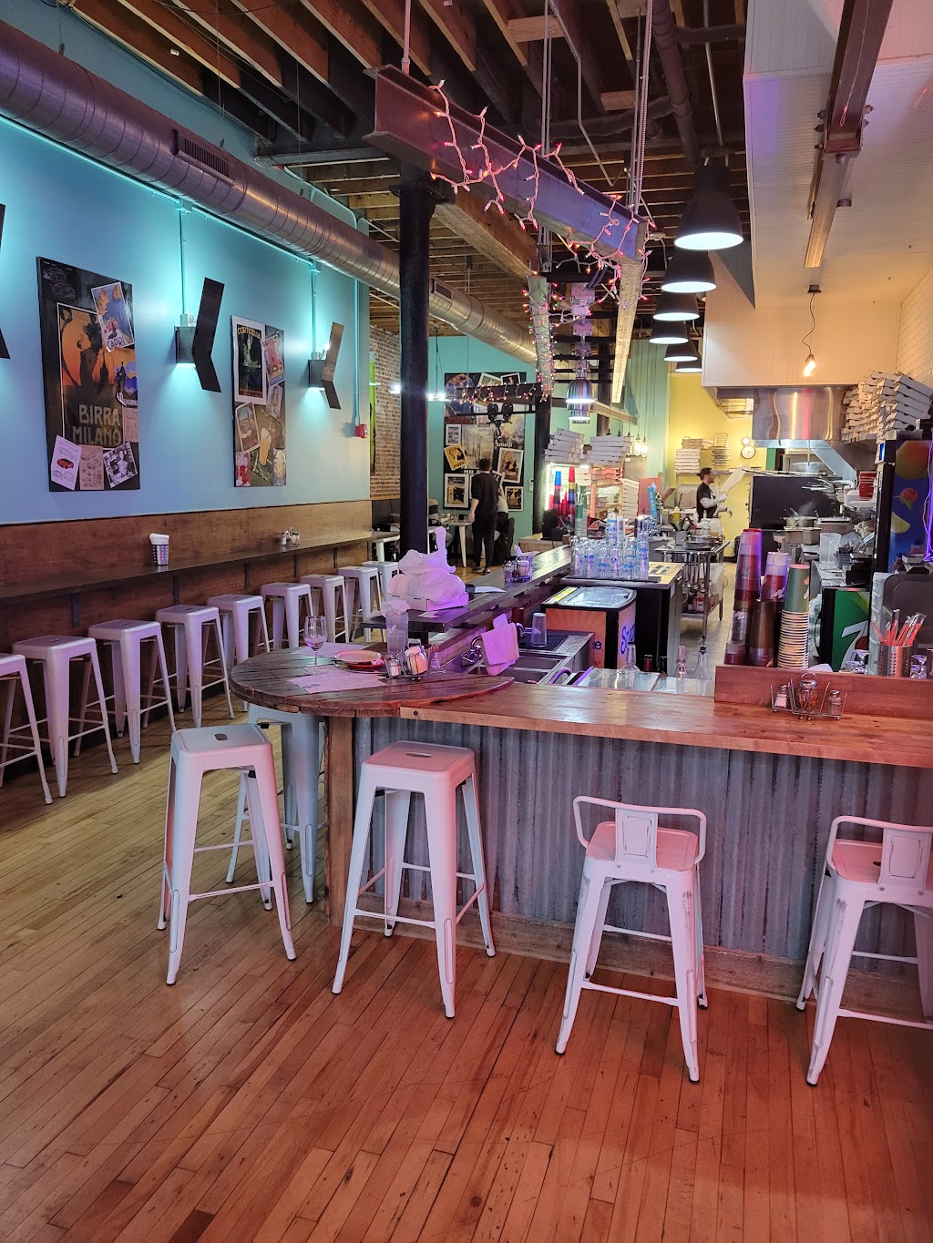 Aracri Pizzeria | restaurant | 51 E Gay St, Columbus, OH 43215, USA | 6142243013 OR +1 614-224-3013