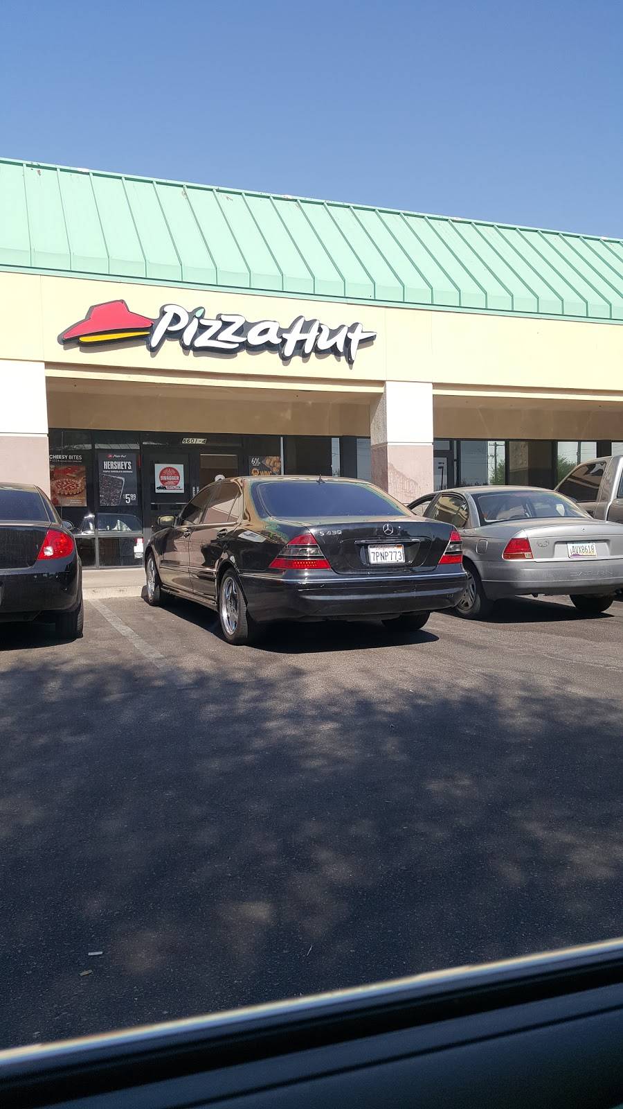 Pizza Hut | restaurant | 6601 W Indian School Rd, Phoenix, AZ 85033, USA | 6238487000 OR +1 623-848-7000