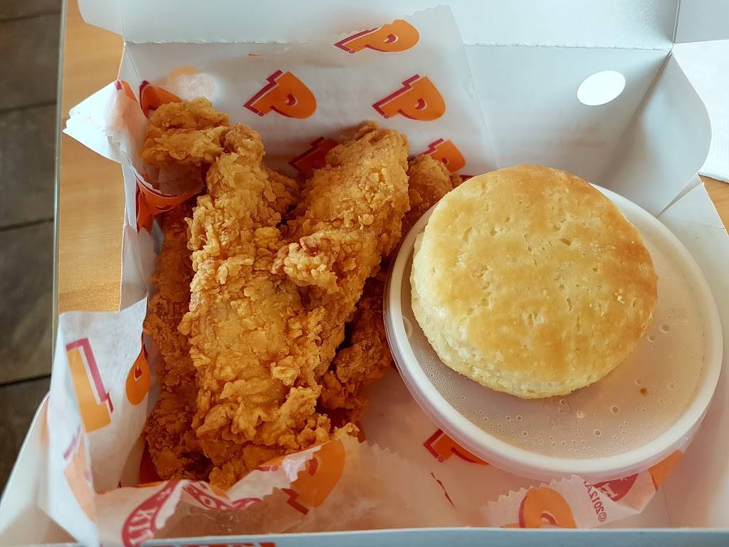 Popeyes Louisiana Kitchen | restaurant | 25 NJ-35, Eatontown, NJ 07724, USA | 7325427800 OR +1 732-542-7800