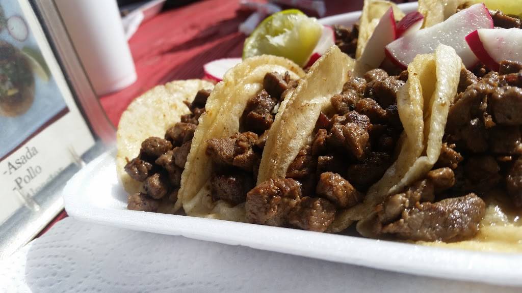 Tacos dos potrillos | restaurant | 20651 US-441, Mt Dora, FL 32757, USA | 6307880106 OR +1 630-788-0106