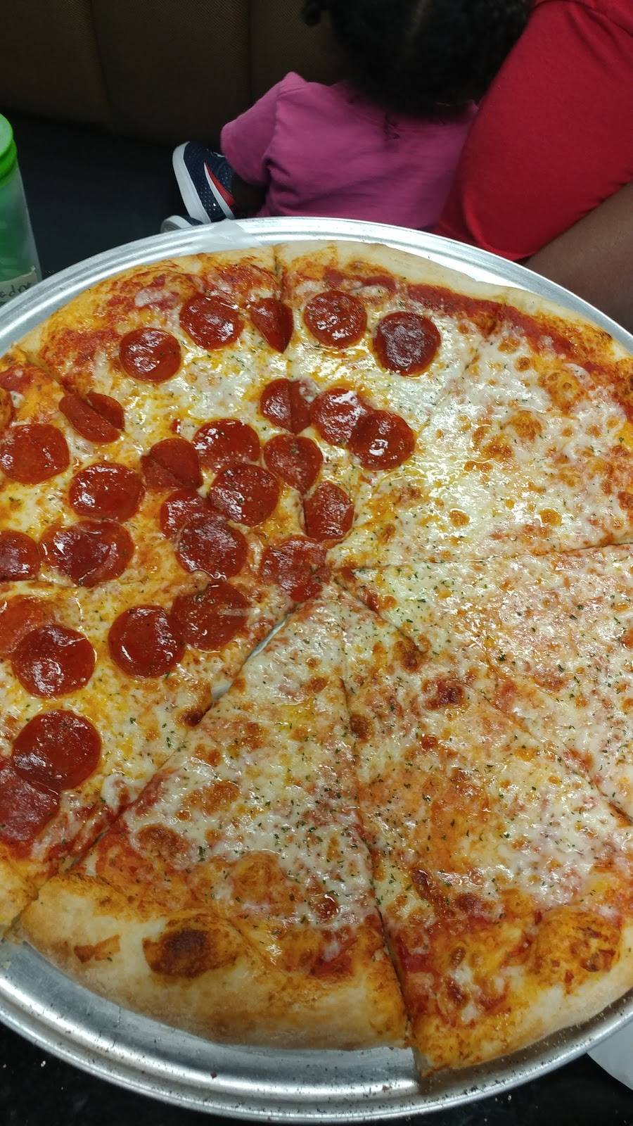 Nina’s Pizzeria | restaurant | 2822 E Osceola Pkwy, Kissimmee, FL 34743, USA | 4072014014 OR +1 407-201-4014