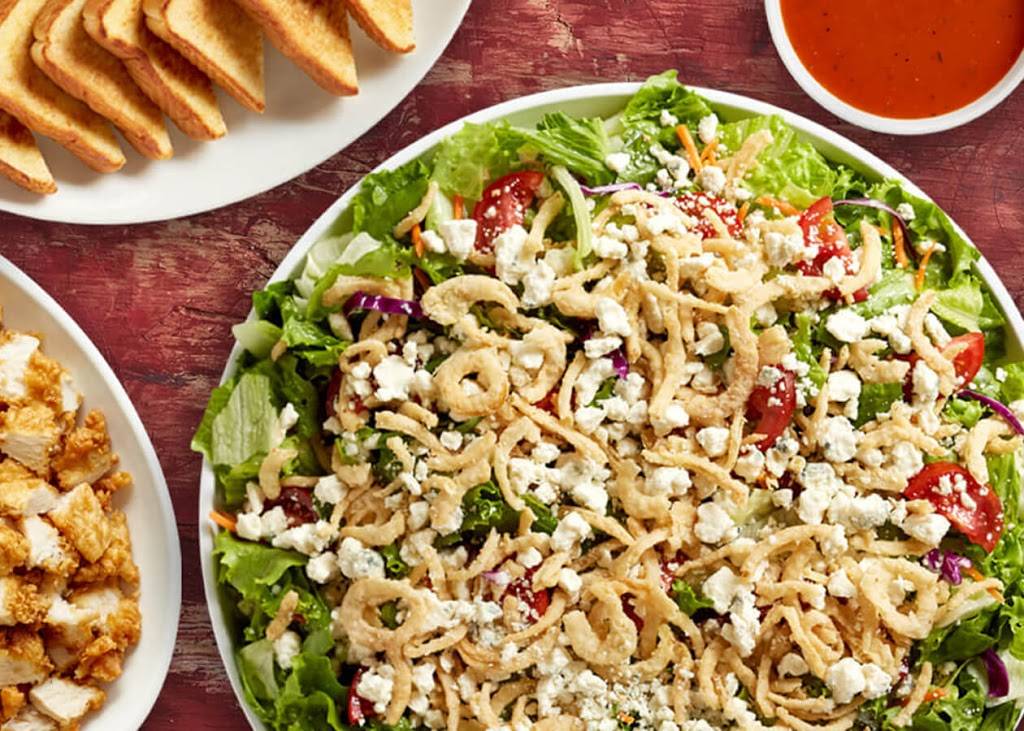 Zaxbys Chicken Fingers & Buffalo Wings | restaurant | 2705 E 1st St, Vidalia, GA 30474, USA | 9125381880 OR +1 912-538-1880