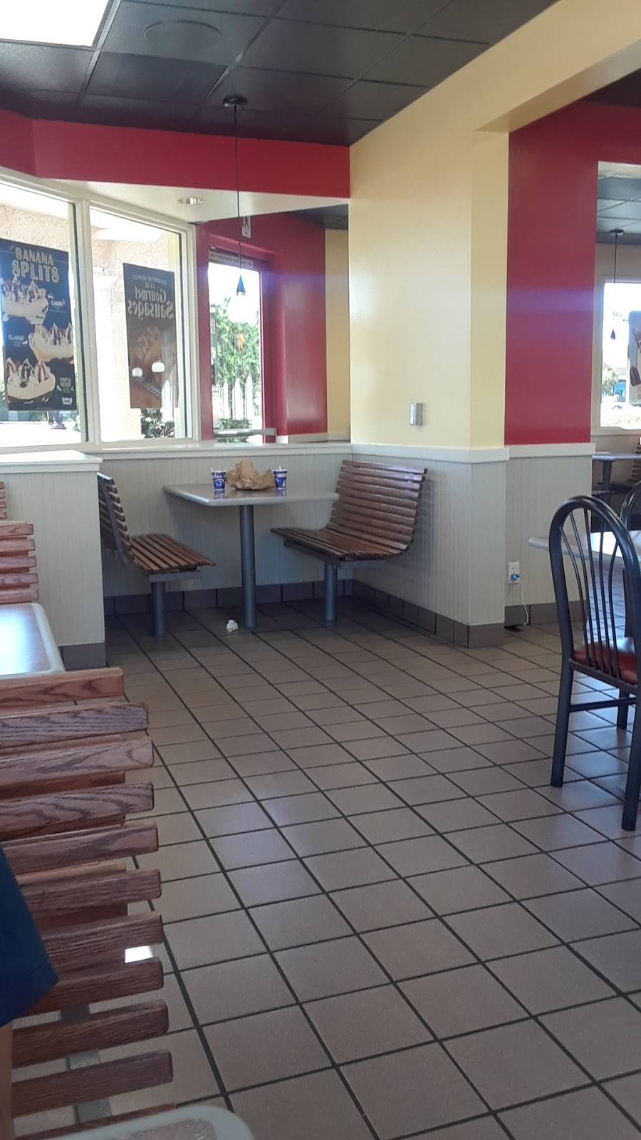 Wienerschnitzel | restaurant | 23750 Alessandro Blvd, Moreno Valley, CA 92553, USA | 9516569870 OR +1 951-656-9870