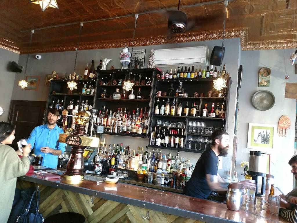 Alto Cinco | restaurant | 526 Westcott St, Syracuse, NY 13210, USA | 3154226399 OR +1 315-422-6399