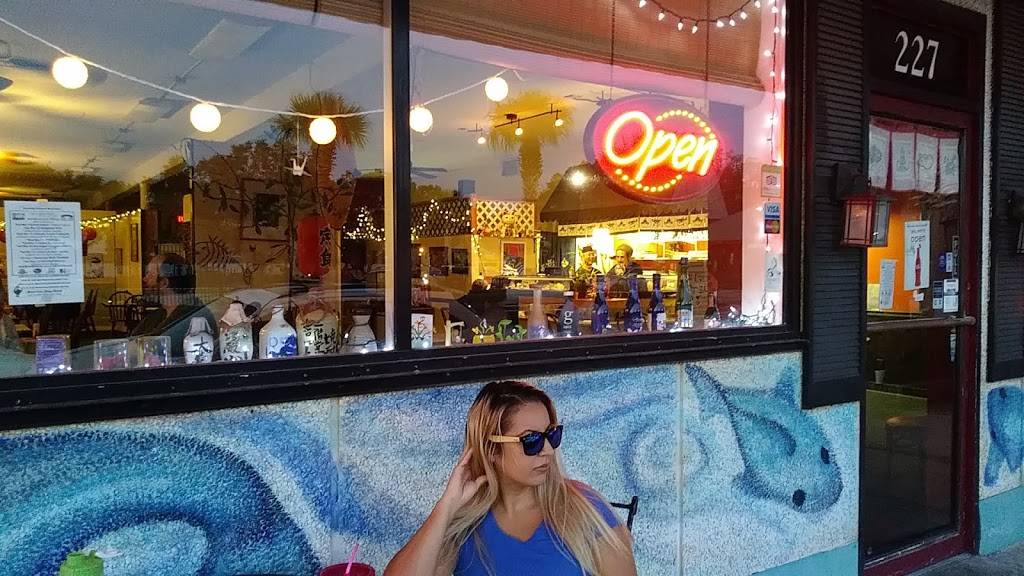 Lake Dora Sushi & Sake | restaurant | 227 E Main St, Tavares, FL 32778, USA | 3523436313 OR +1 352-343-6313