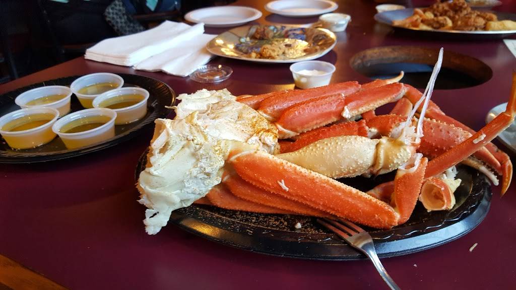 The Shell House Restaurant | restaurant | 8 Gateway Blvd W, Savannah, GA 31419, USA | 9129273280 OR +1 912-927-3280