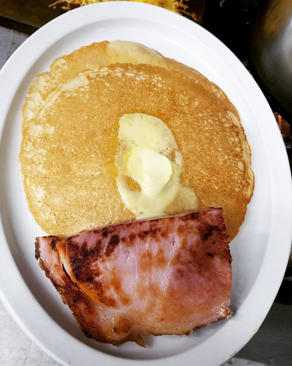 R Place Cafe | restaurant | 41080 US Hwy 63, Cable, WI 54821, USA | 7157983300 OR +1 715-798-3300