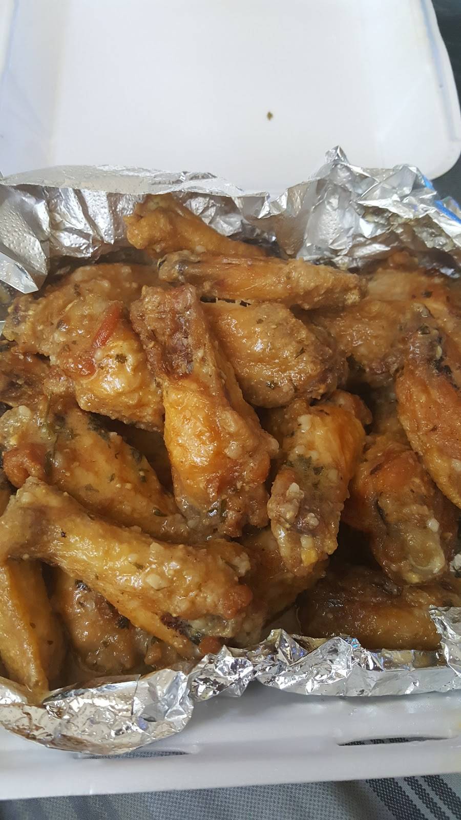 PhiNeishas | restaurant | 1245 Pierce Rd, Madison, TN 37115, USA | 6156742218 OR +1 615-674-2218