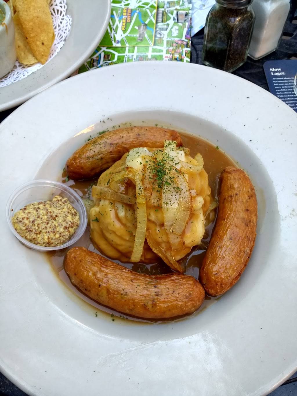 Waxys | restaurant | 234 River Walk St, San Antonio, TX 78205, USA | 2102299299 OR +1 210-229-9299