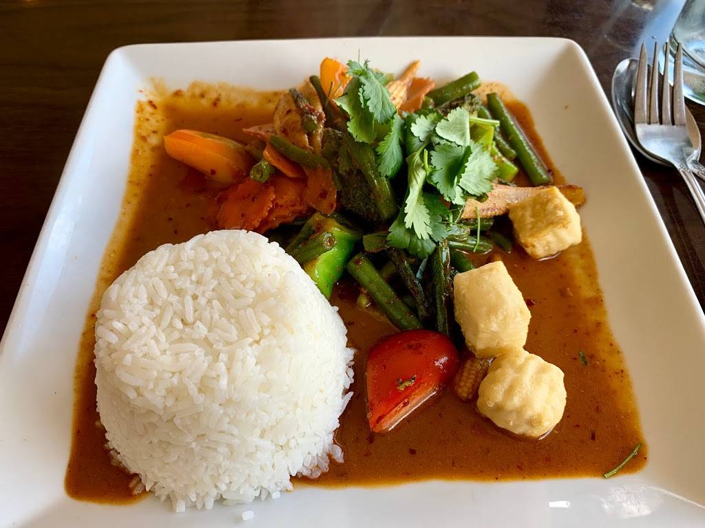Red Elephant Thai Cuisine | restaurant | 3000 Windy Hill Rd SE Ste A1, Marietta, GA 30067, USA | 7709801890 OR +1 770-980-1890