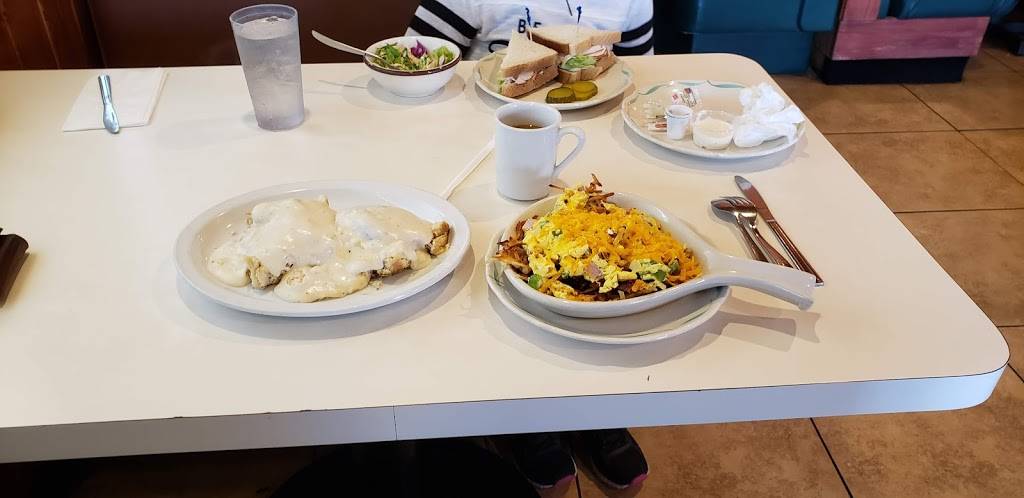 Country Kitchen | restaurant | 813 N Chester Ave, Bakersfield, CA 93308, USA | 6613919967 OR +1 661-391-9967