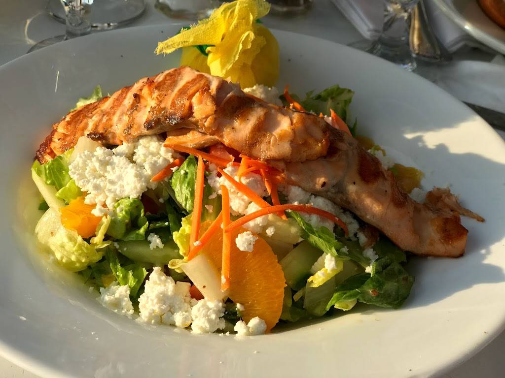 Walls Wharf Restaurant and Catering | restaurant | 18 Greenwich Ave, Bayville, NY 11709, USA | 5166289696 OR +1 516-628-9696