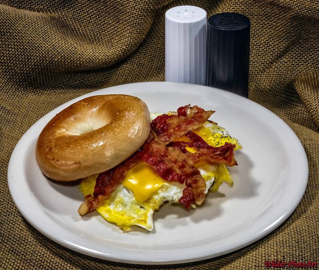 Biff Burger & Buffys BBQ | restaurant | 3939 49th St N, St. Petersburg, FL 33709, USA | 7275275297 OR +1 727-527-5297