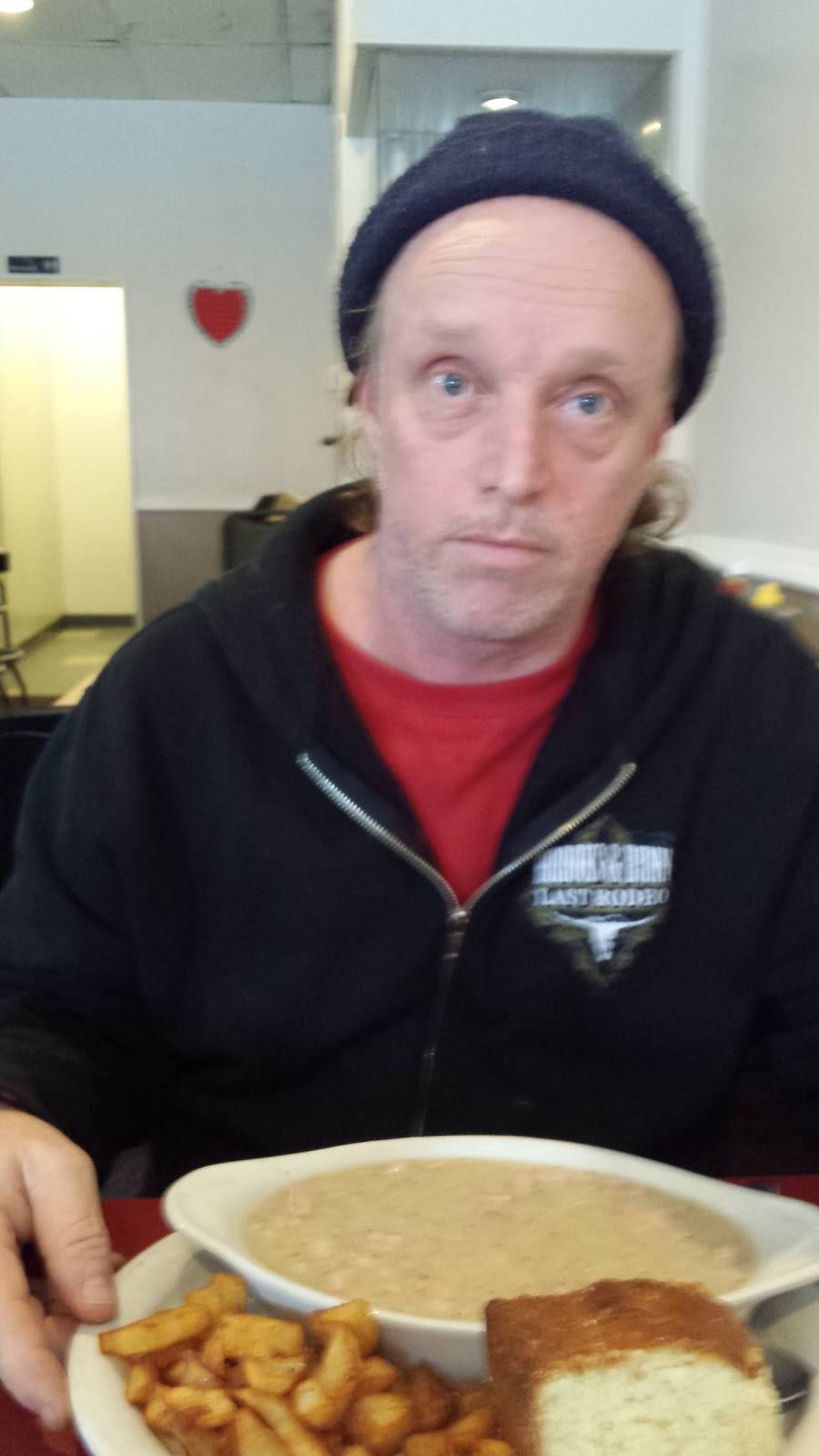 Cindy Bs Cafe | restaurant | 1110 Locust St, Murphysboro, IL 62966, USA | 6186842776 OR +1 618-684-2776