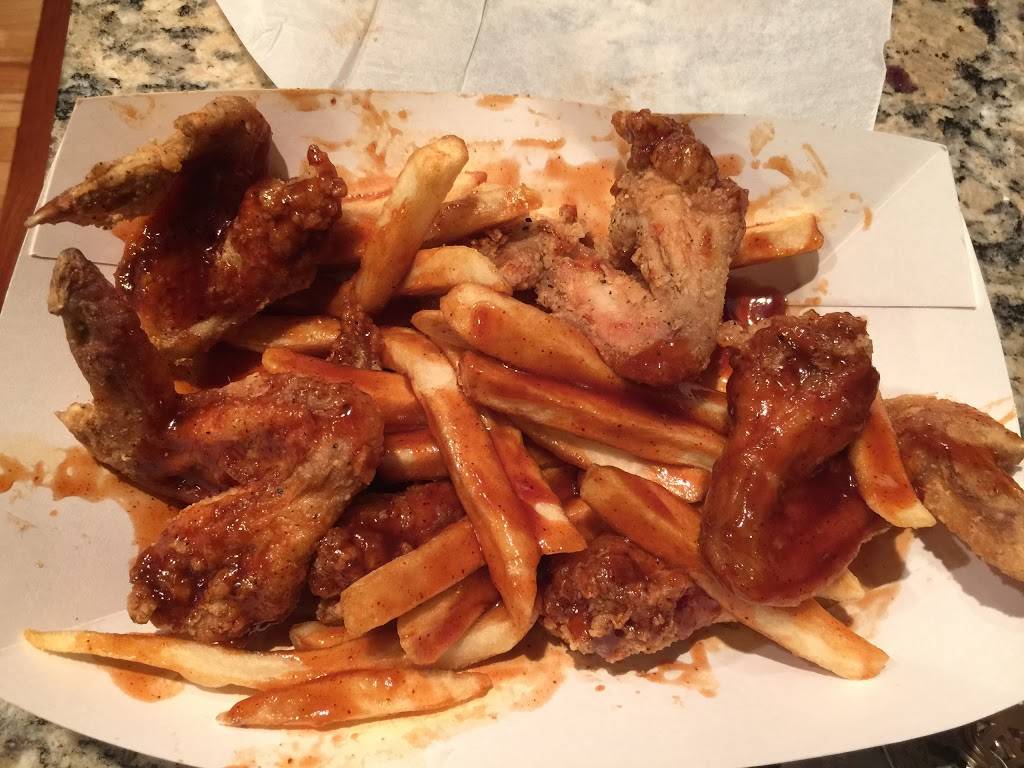 Harolds Chicken #14 Hyde Park | restaurant | 1208 E 53rd St, Chicago, IL 60615, USA | 7737529270 OR +1 773-752-9270